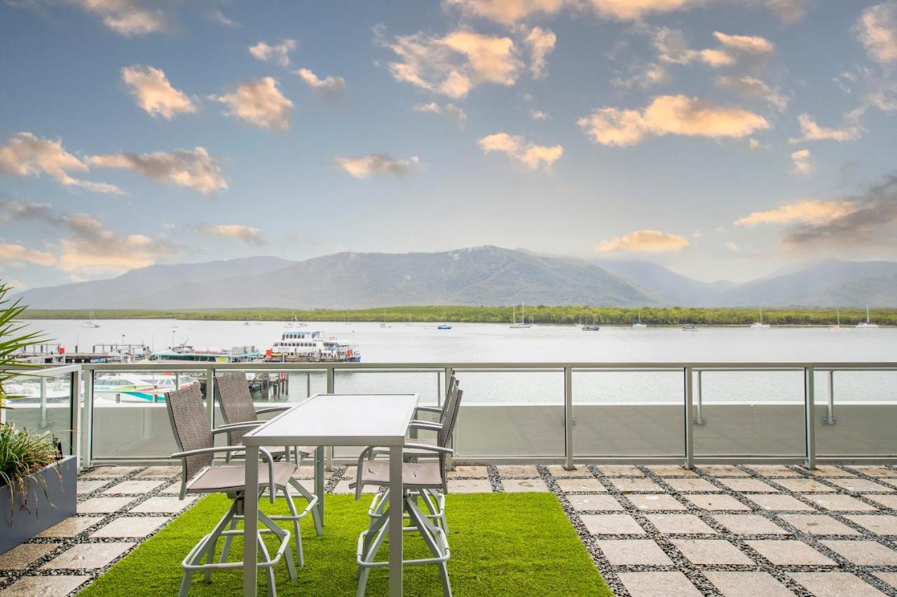 Apartament Cairns Waterfront Luxury At Harbourlights Zewnętrze zdjęcie