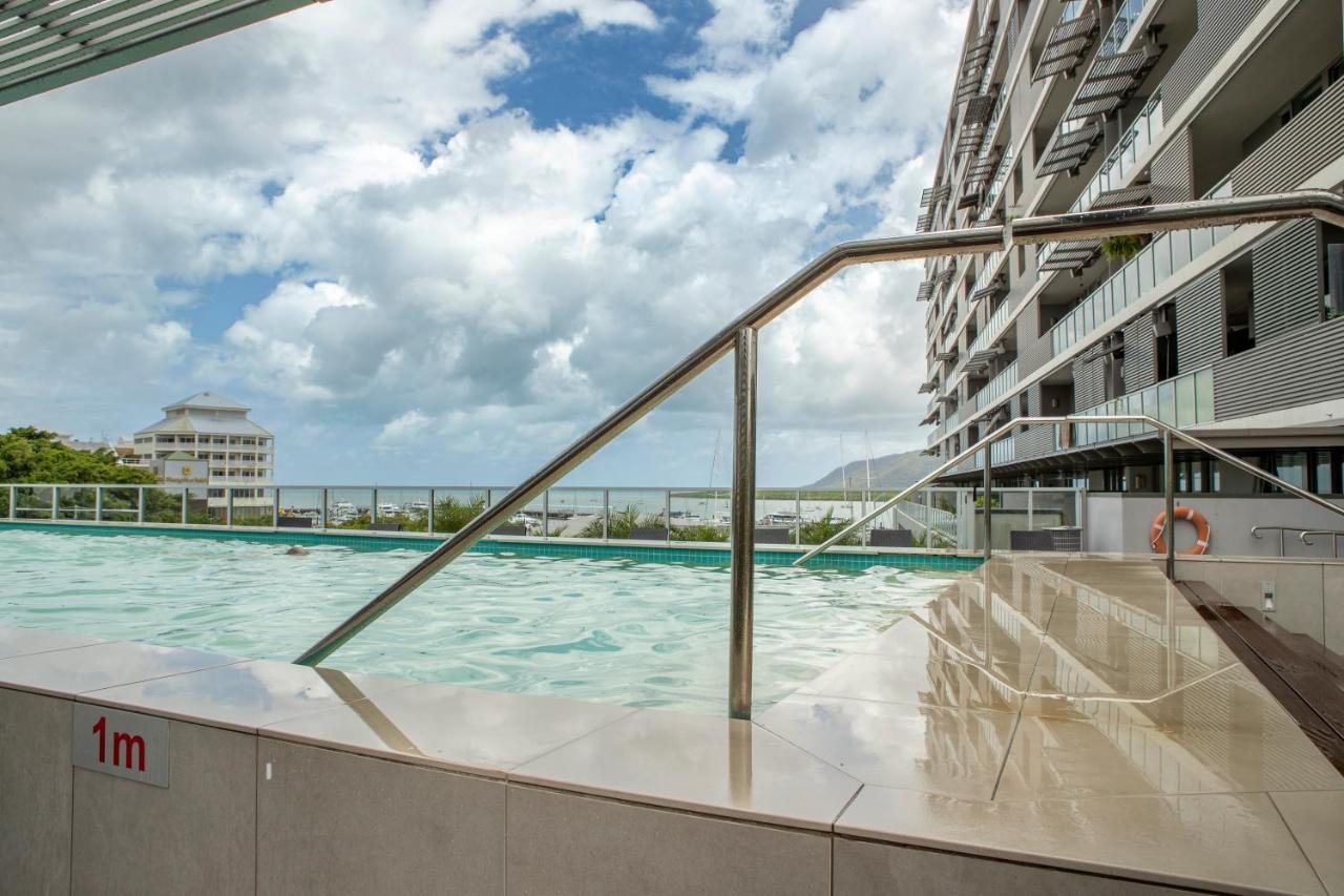 Apartament Cairns Waterfront Luxury At Harbourlights Zewnętrze zdjęcie